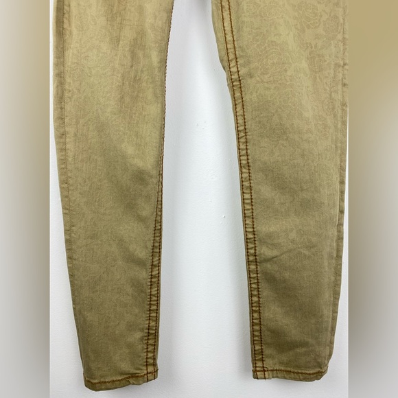 Dear John size 31 Women’s Green Floral Denim Joyrich Comfort Skinny Jeans - Picture 3 of 8